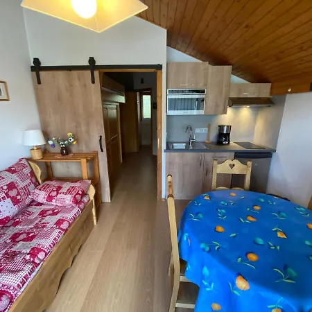 A Pres Des Pistes Et Du Lac, Avec Balcon - 25m², Parking Inclus - Fr-1-693-43 Lejlighed Châtel